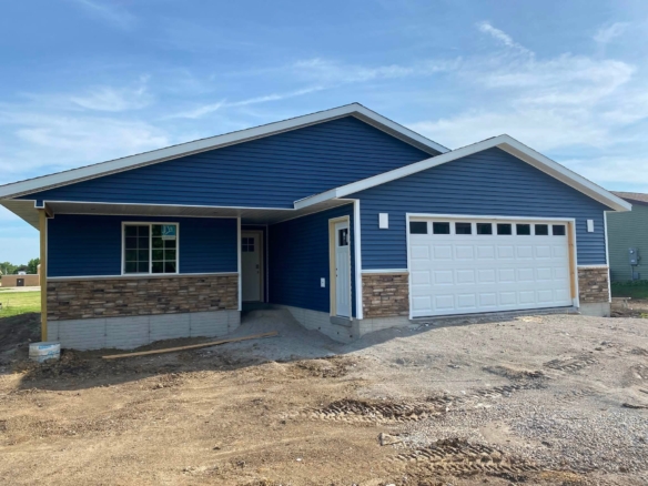 913 W. 13th Street, Vinton, IA 52349