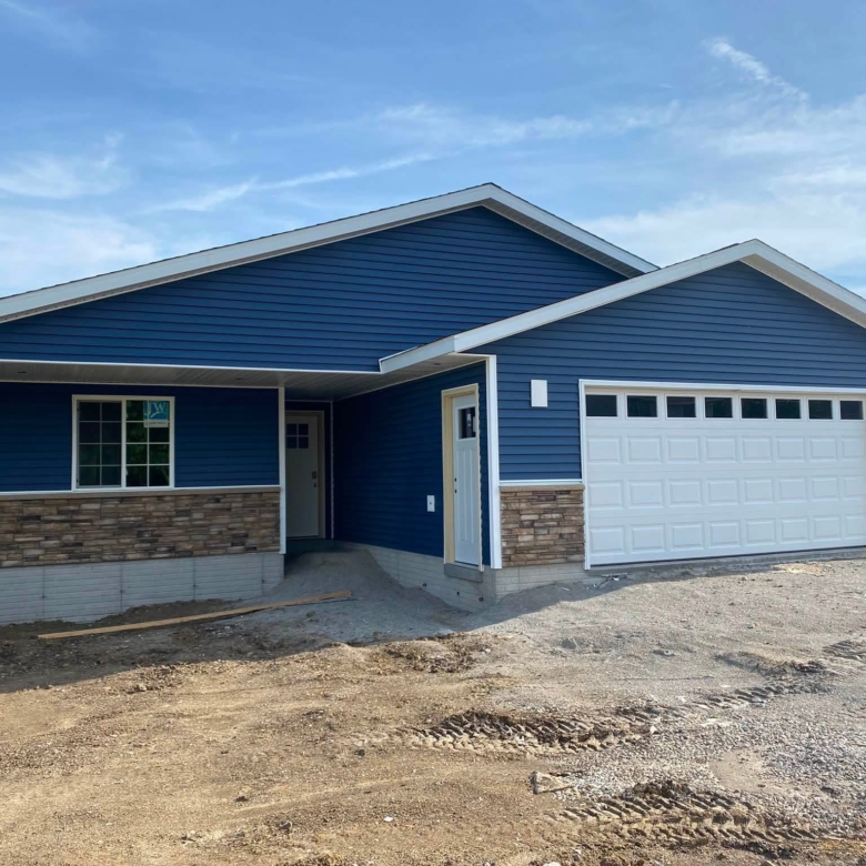 913 W. 13th Street, Vinton, IA 52349