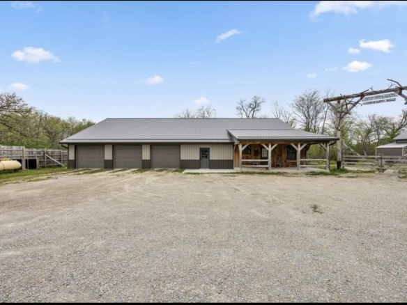 2527 61st Street Lane, #1, Vinton, IA 52349