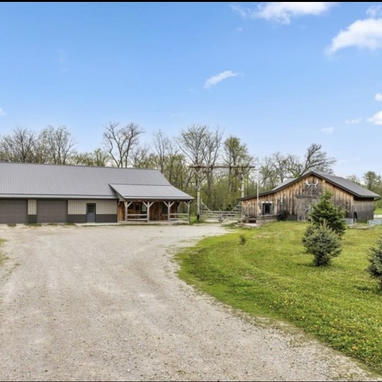 2527 61st Street Lane, #1, Vinton, IA 52349