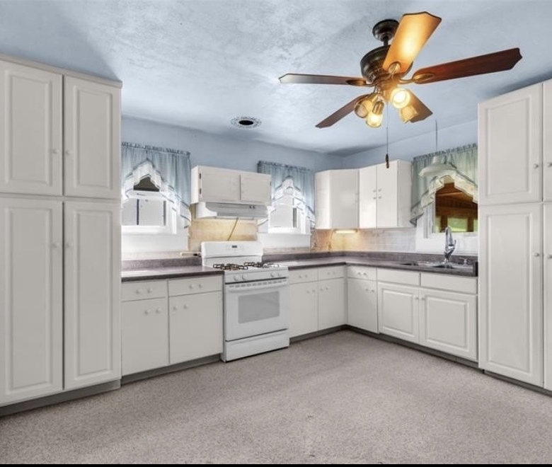 1454 58th Street, Dysart, IA 52229