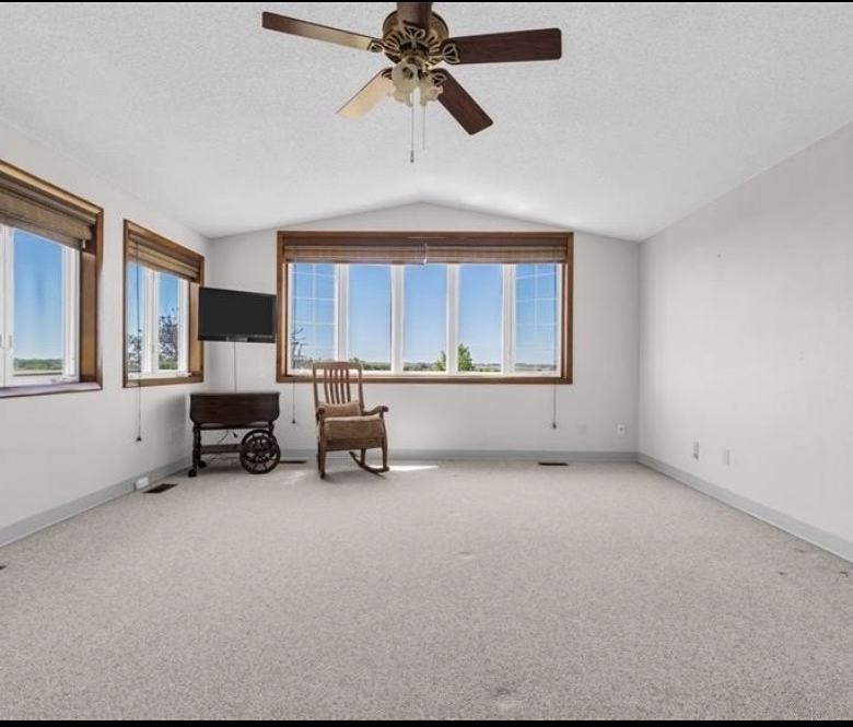 1454 58th Street, Dysart, IA 52229