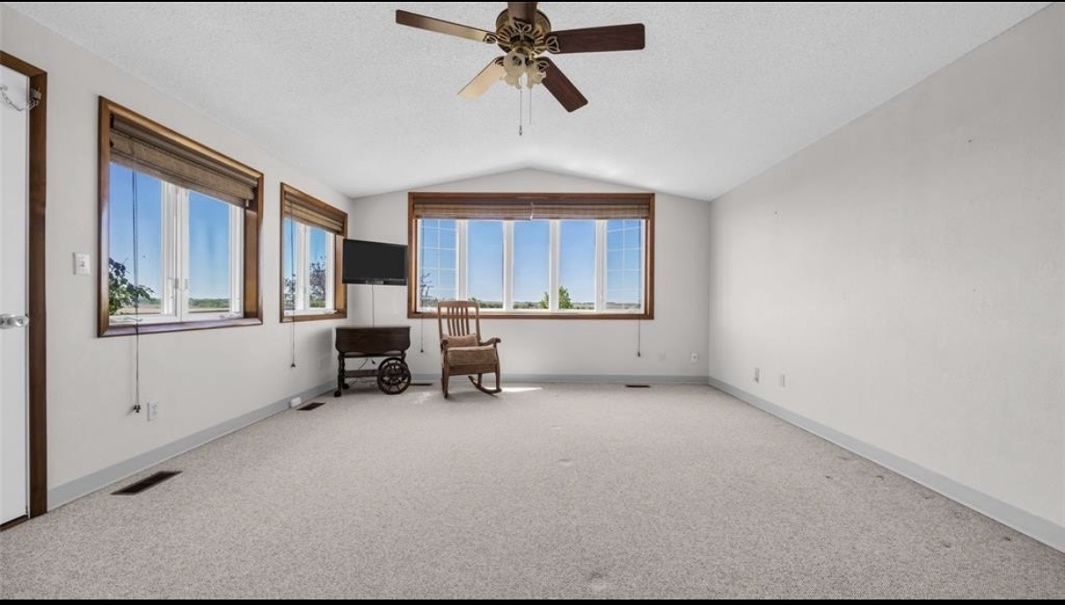 Screenshot 1454 58th Street, Dysart, IA 52229