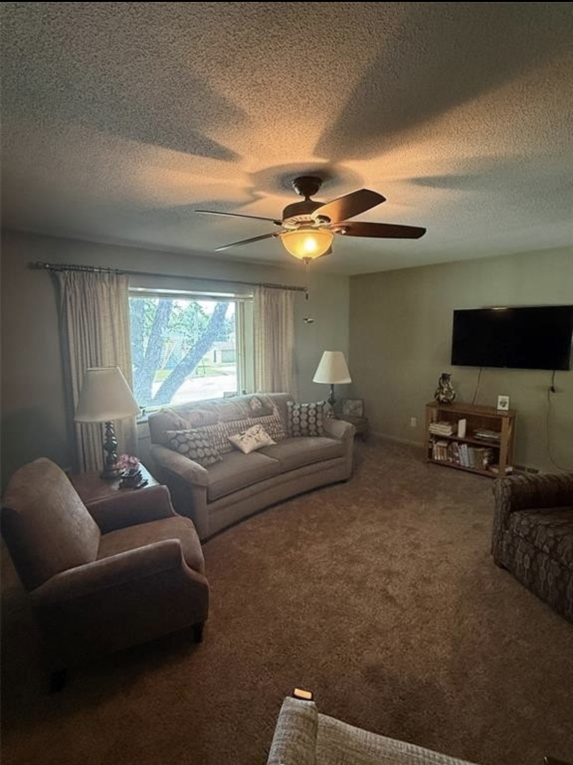 306 14th Ave, Vinton, IA 52349