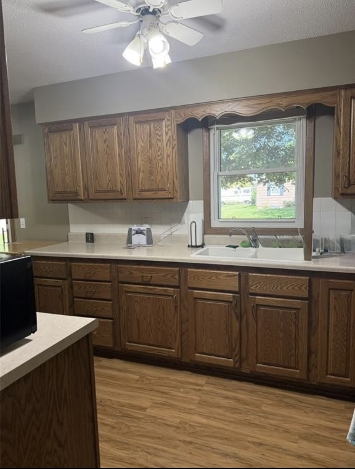 306 14th Ave, Vinton, IA 52349