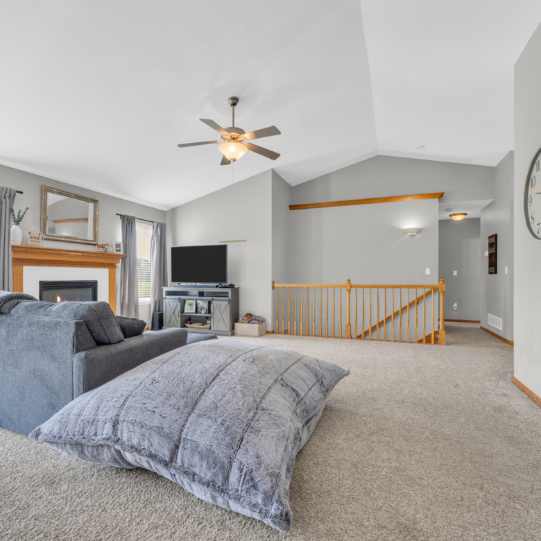 3607 Field Stone Place SW, Cedar Rapids, IA 52404