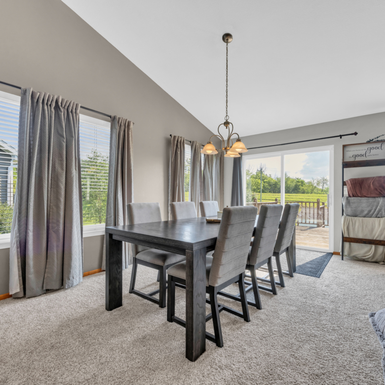 3607 Field Stone Place SW, Cedar Rapids, IA 52404