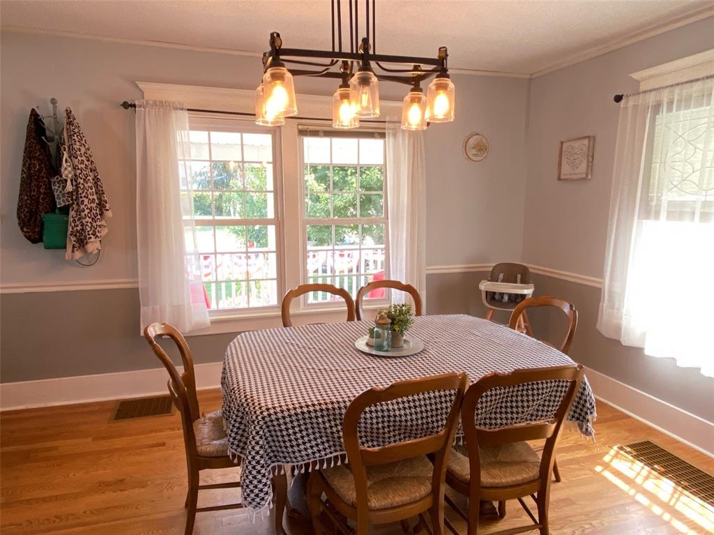 2 715 W. 15th Street, Vinton, IA 52349
