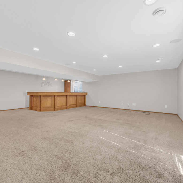 3607 Field Stone Place SW, Cedar Rapids, IA 52404