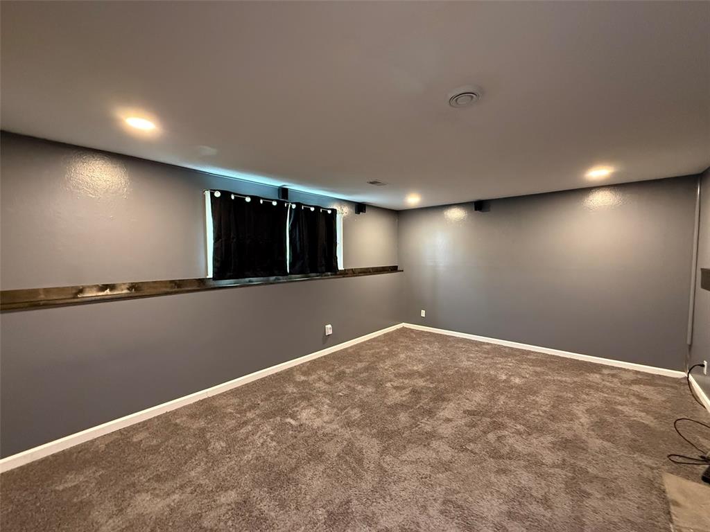708 E. 11th Street, Vinton, IA 52349