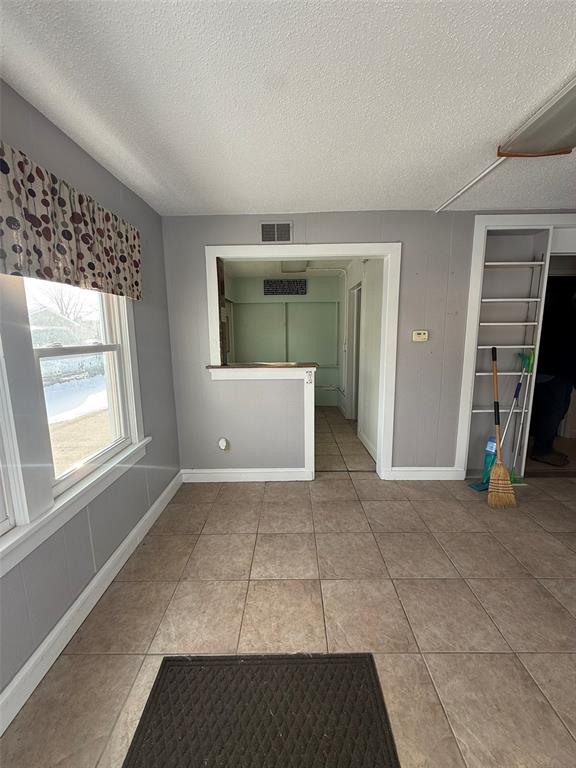 305 B Ave, Vinton, IA 52349