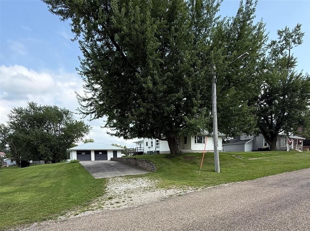 5 205 Grand Ave, Shellsburg, IA 52332
