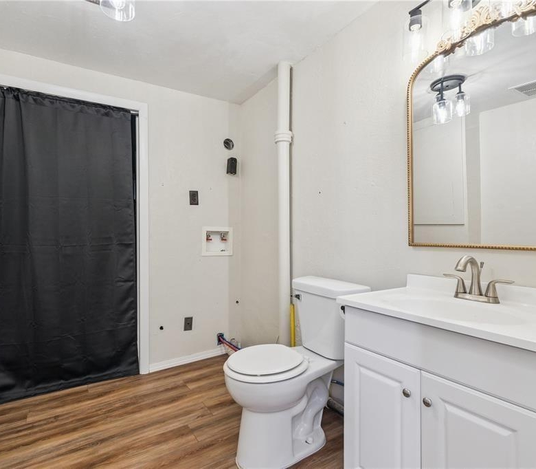 315 A Ave, Vinton, IA 52349