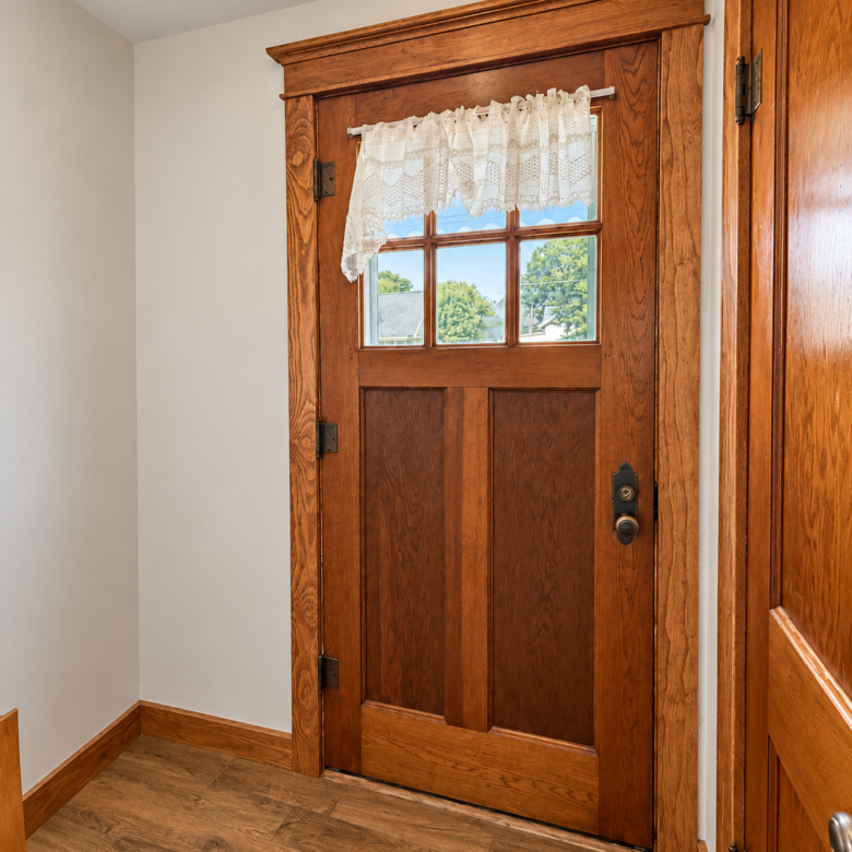 904 E. 4th Street, Vinton, IA 52349