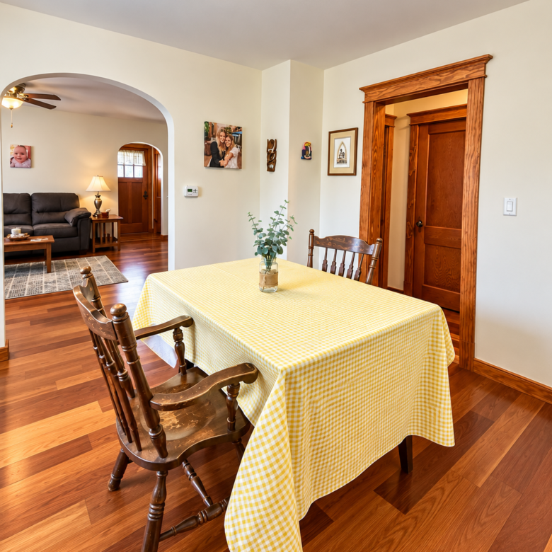 904 E. 4th Street, Vinton, IA 52349