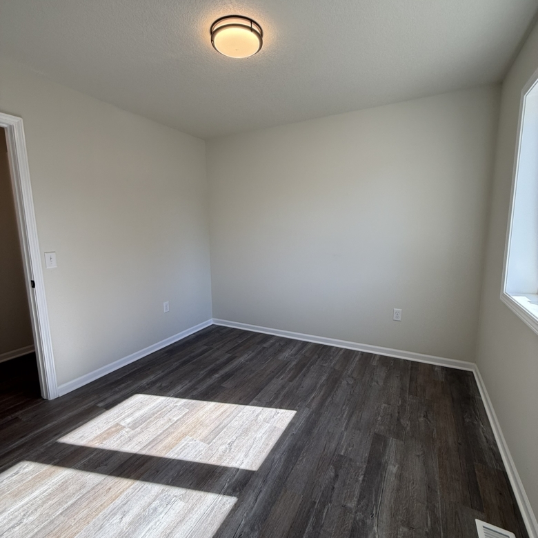 717 F Ave, Vinton, IA 52349