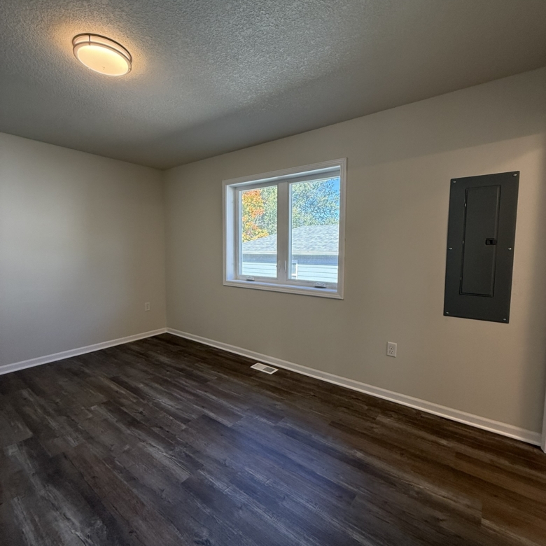 717 F Ave, Vinton, IA 52349