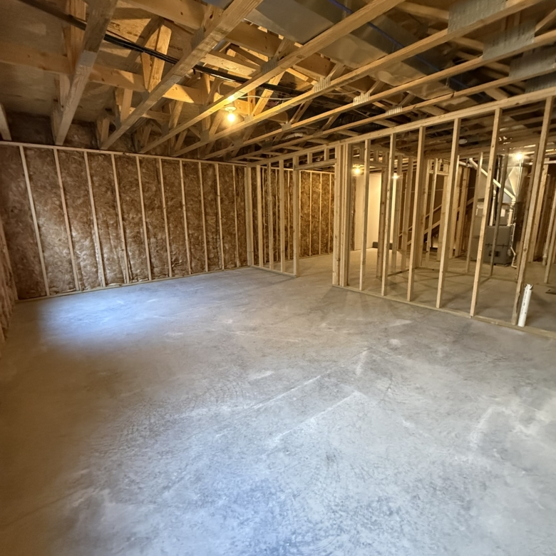 717 F Ave, Vinton, IA 52349