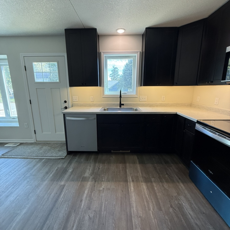 717 F Ave, Vinton, IA 52349